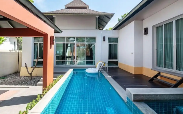 AnB Pool Villa 2BR Red in Pattaya