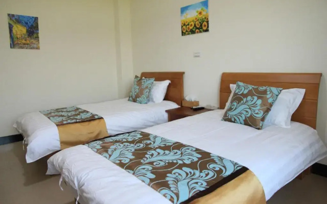 Ancient Official Road Homestay