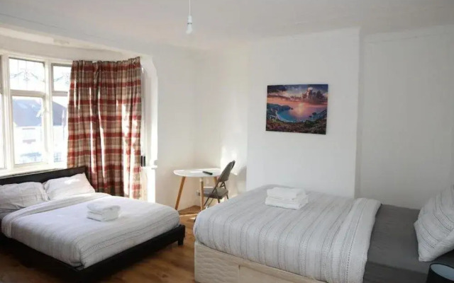 OYO Timi Holiday Homes