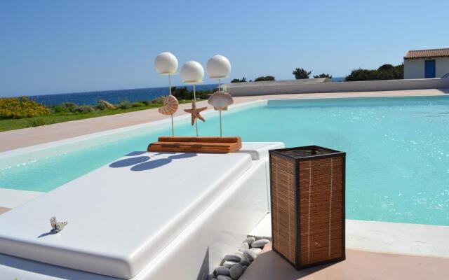 Nerida Beachfront Villas