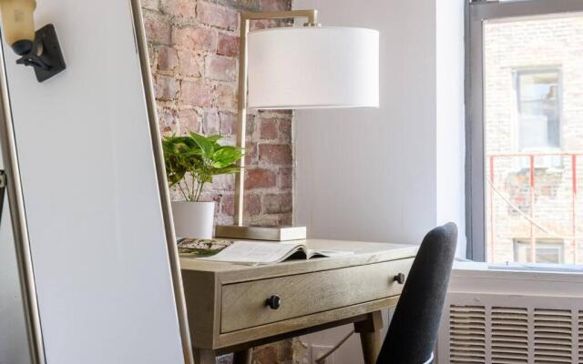 24-16 Studio Gramercy W D Gramercy