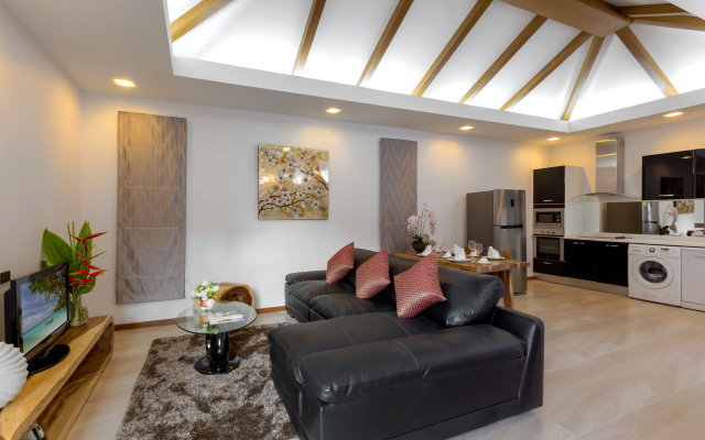 La Ville Phuket Pool Villa – Guest Rooms – Thalang