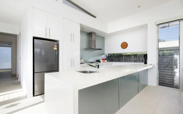 19 Nairana Rest – Guest Rooms – Noosa Heads