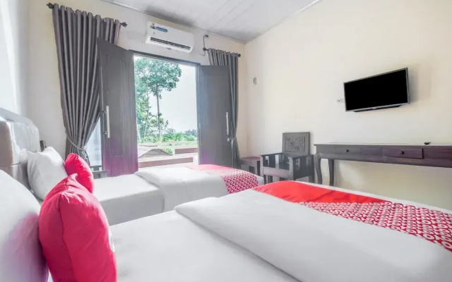 Griya Nusantara Syariah by OYO Rooms