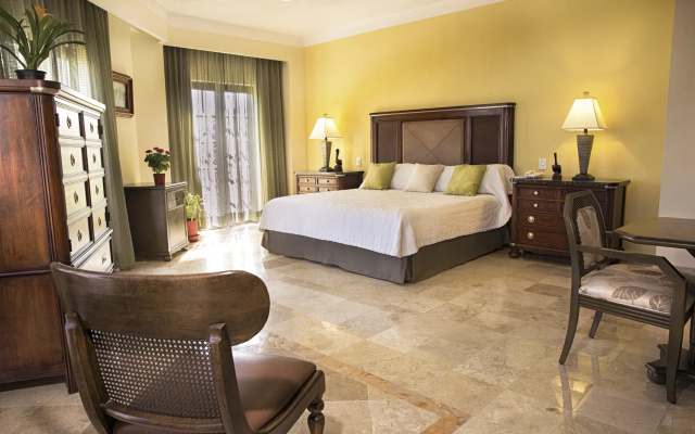 Hotel Los Itzaes by 5th av