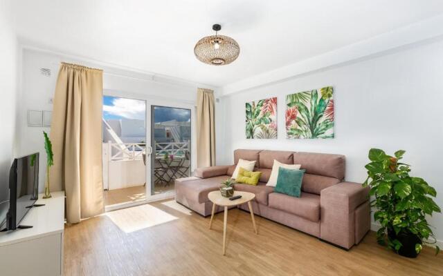 Flower Beach Suite 16