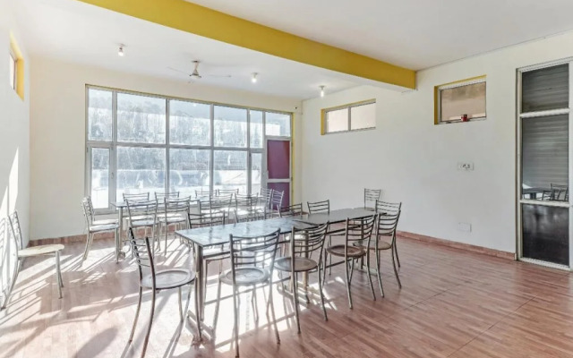 Twilight Guest House By OYO Rooms