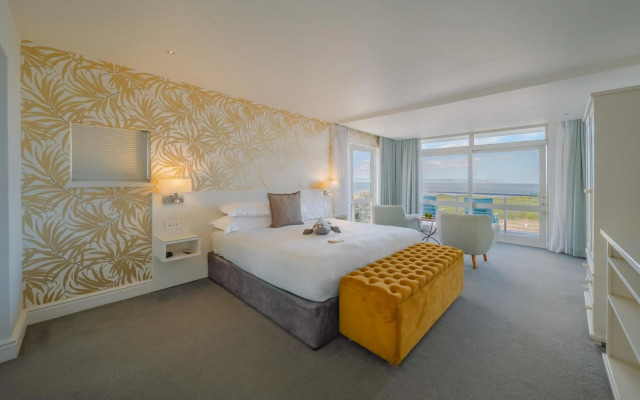 One Marine Drive Boutique Hotel