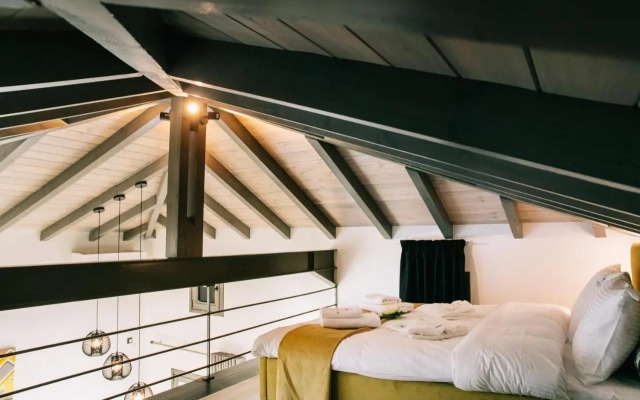 Volos Suites Center