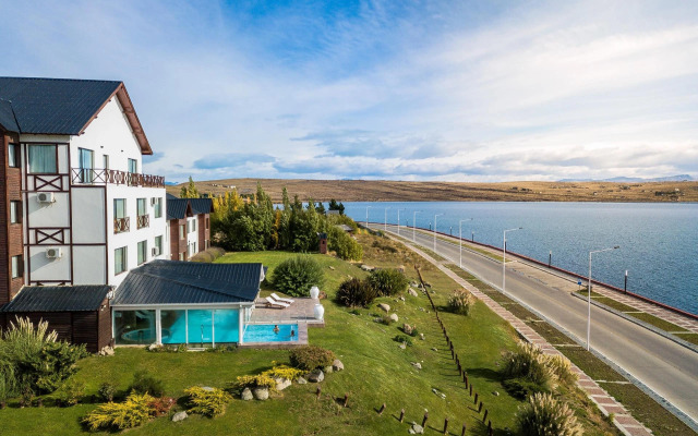 Xelena Hotel & Suites