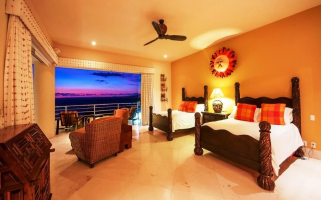 Sunny Vacation Villa 95