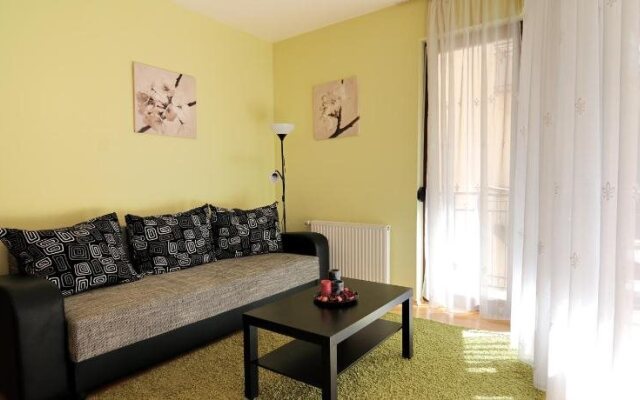 Leda Apartments