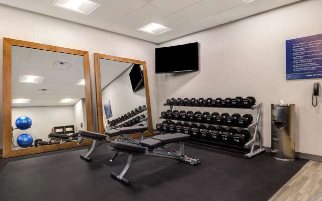 Hampton Inn & Suites Marina