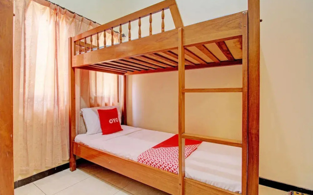 Hotel O Mtc Bunk Bed