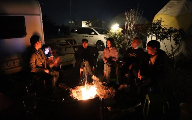 Jeju Starlight Glamping
