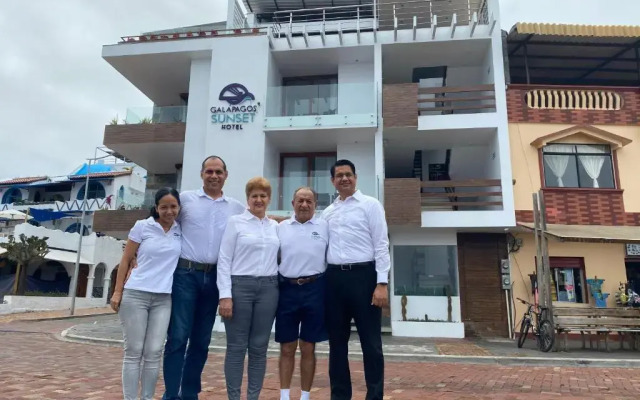 Galapagos Sunset Hotel