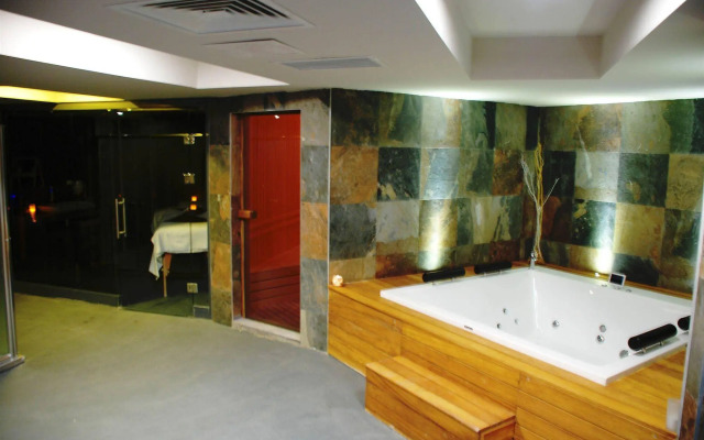 Check Inn Hotel Ankara