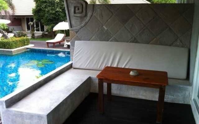 East Sea Paradise Hotel