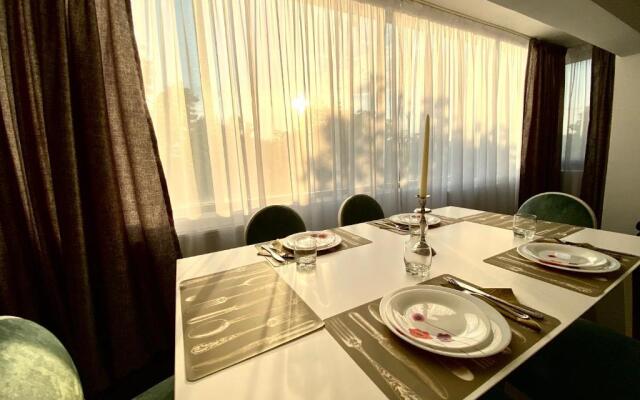 Cara Apartment - 5 min walk to the beach (Delfinariu - bd. Mamaia)