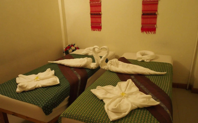 Bangkok Centre Hotel