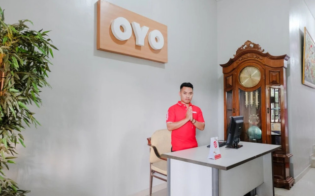 OYO 815 Double D9 Guesthouse