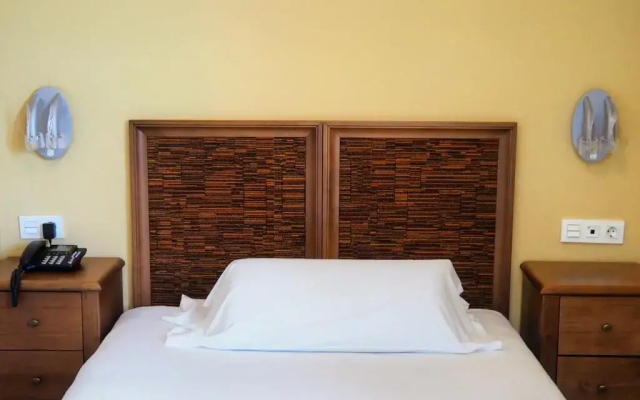 Hotel Humanes
