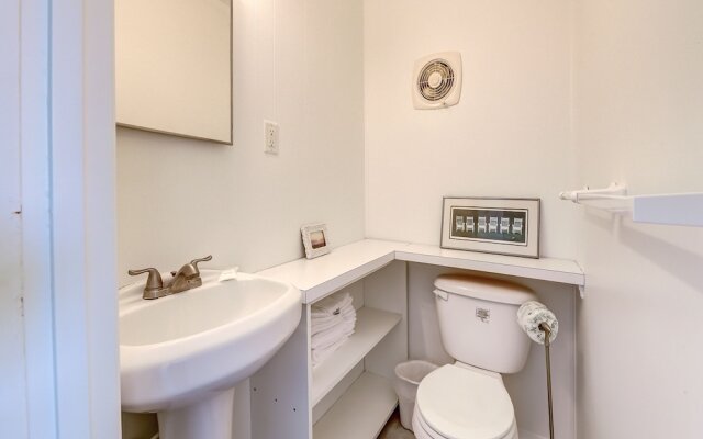 The Cali House by Vtrips