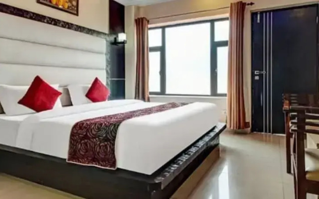 Uphill Courtyard on Hilltop 4 km Mall Road