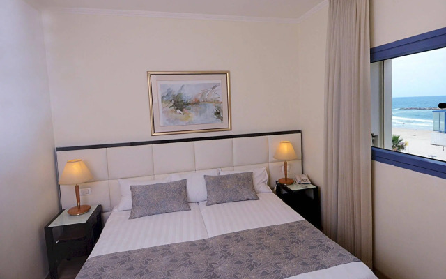 Abratel Suites Hotel