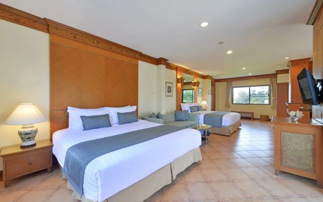 Anantasila Beach Resort Hua Hin