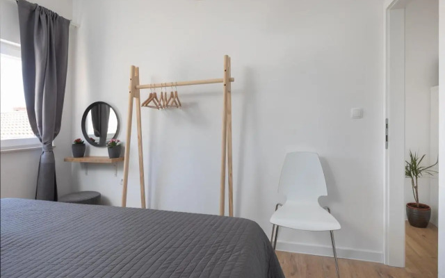 Apartments Left & Right with jacuzzi, 4 stars