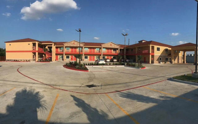 Scottish Inn & Suites - IAH Airport