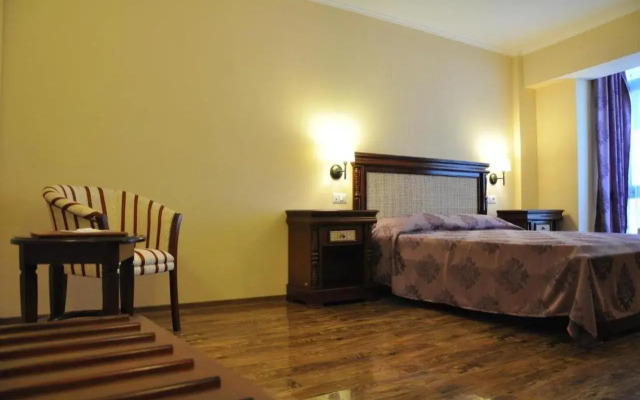 Vigo Hotel