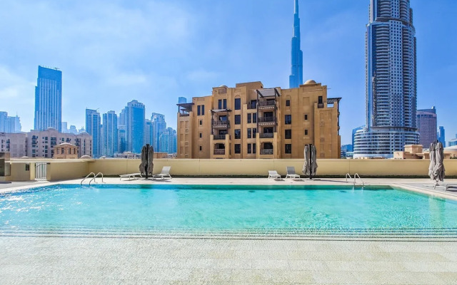 Eloquent Upscale with Breathtaking Burj