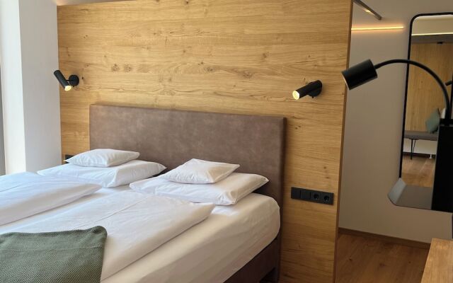 Aparthotel Parsberg Green Design Ferstl