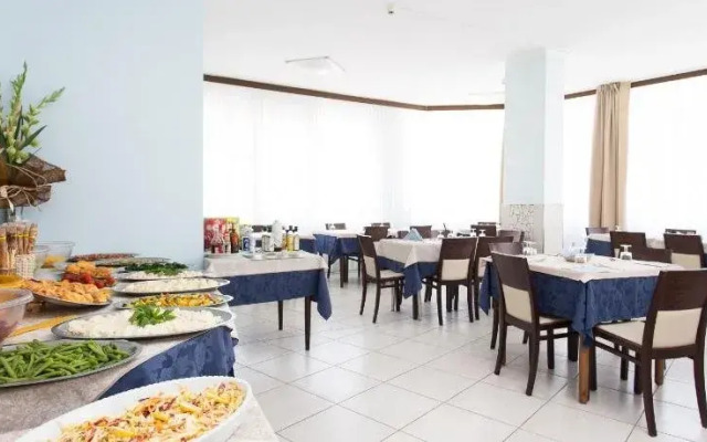 Hotel Real