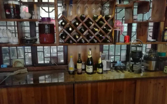 Longji Holiday Hotel