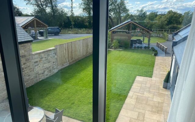 Northumberland Luxury Stays - The Chivits