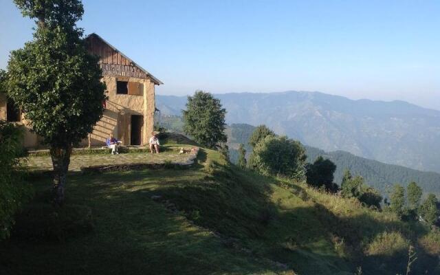 Himalayan Orchard Huts