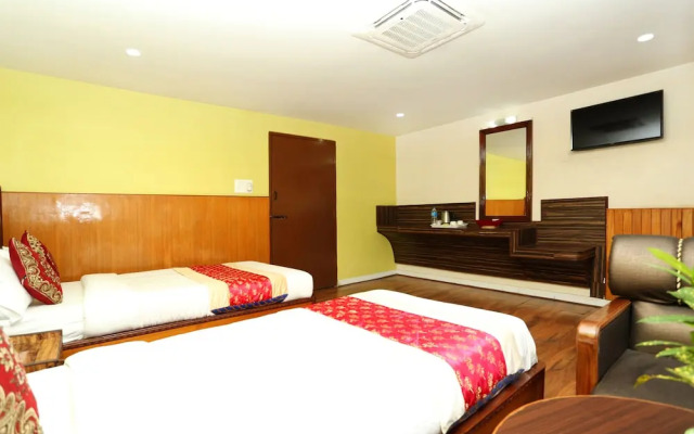 OYO 502 Avocado Orchid Resort