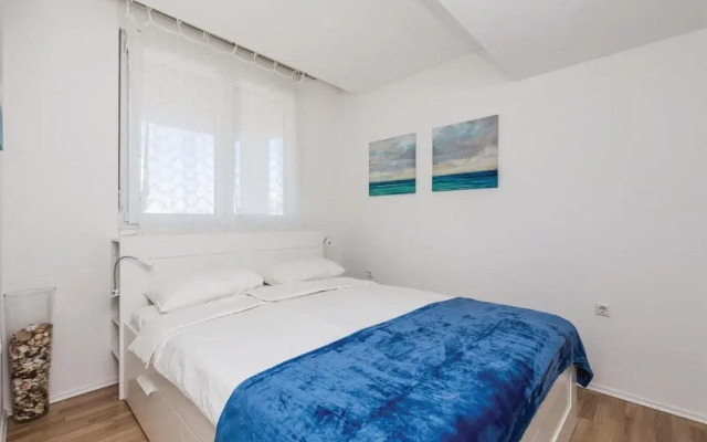 Stunning Home in Pag With Wifi and 2 Bedrooms