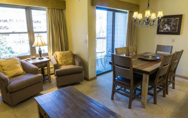 River Mtn Lodge W314