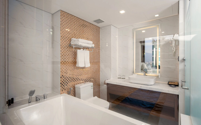 CN Palace Boutique Hotel & Spa