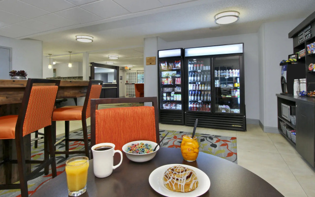 Candlewood Suites Rogers / Bentonville by IHG