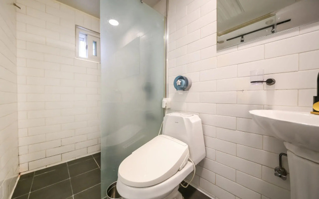 Cheonho Hotel August