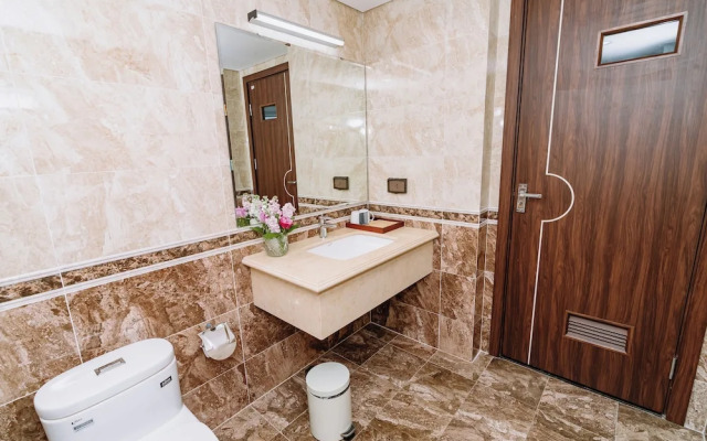 Legend Westlake Hotel