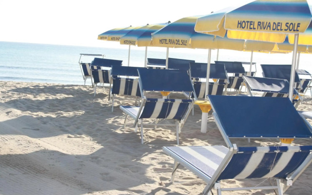 Hotel Riva Del Sole