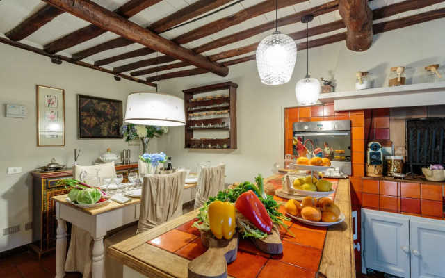 Casa Nel Bosco in Santa Maria del Giudice - Villas_and_Bungalows in 卢卡 - Photo 4