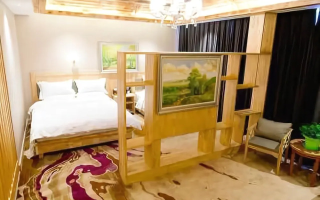 Wanting Deep Breath Theme Hotel