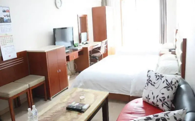 Dalian Yifan Apartment